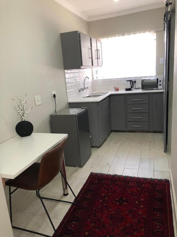 Beesdam Guesthouse Potchefstroom Exteriör bild
