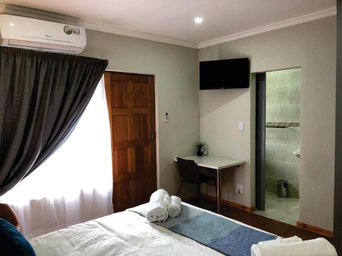 Beesdam Guesthouse Potchefstroom Exteriör bild