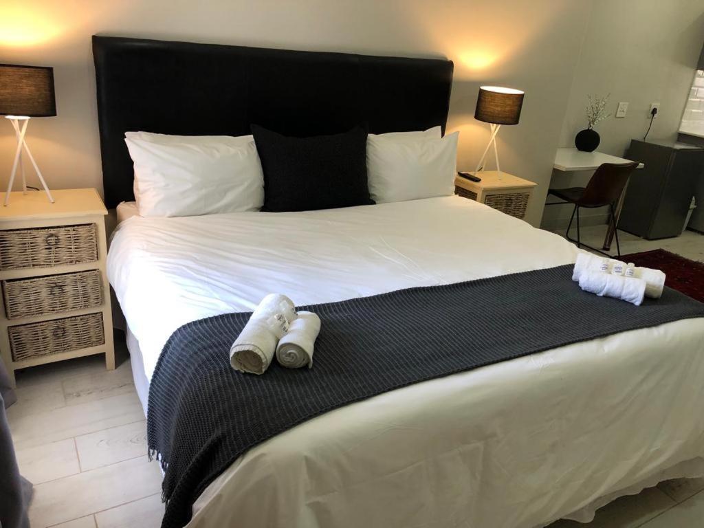 Beesdam Guesthouse Potchefstroom Exteriör bild